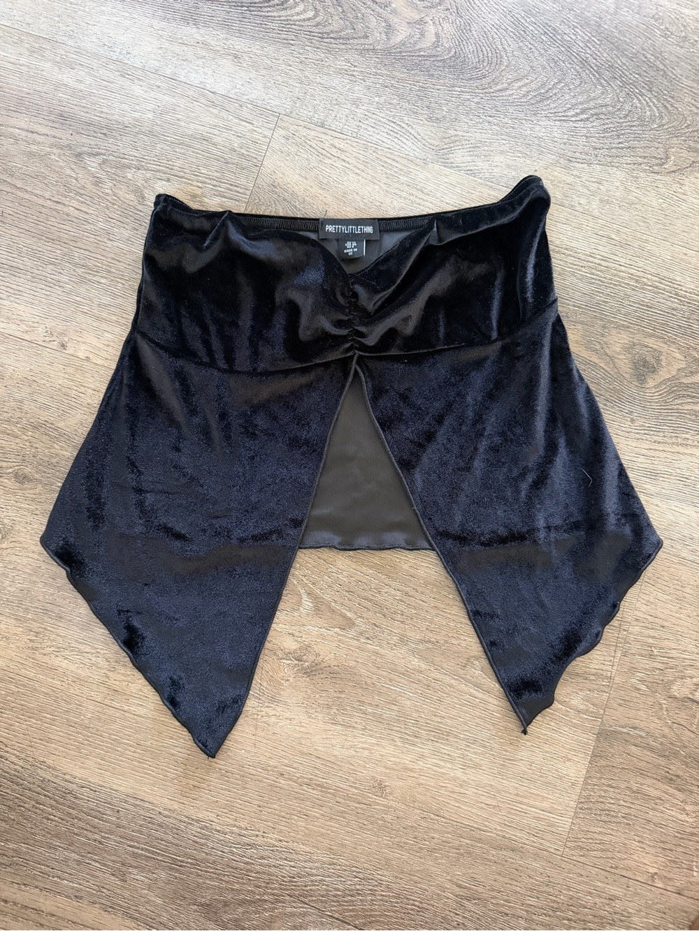 PrettyLittleThing Black Velvet Handkerchief Hem Top